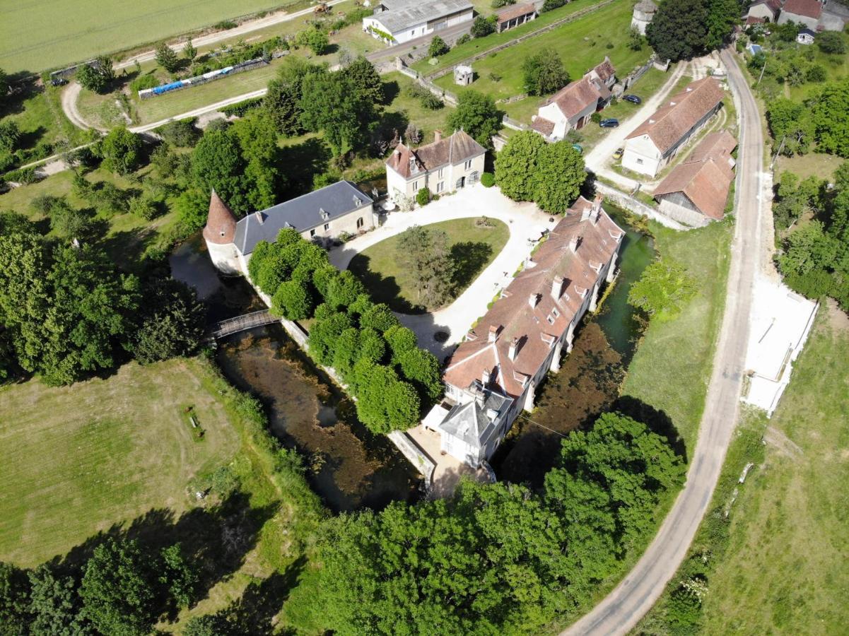 Chateau De Mauvilly Exteriör bild